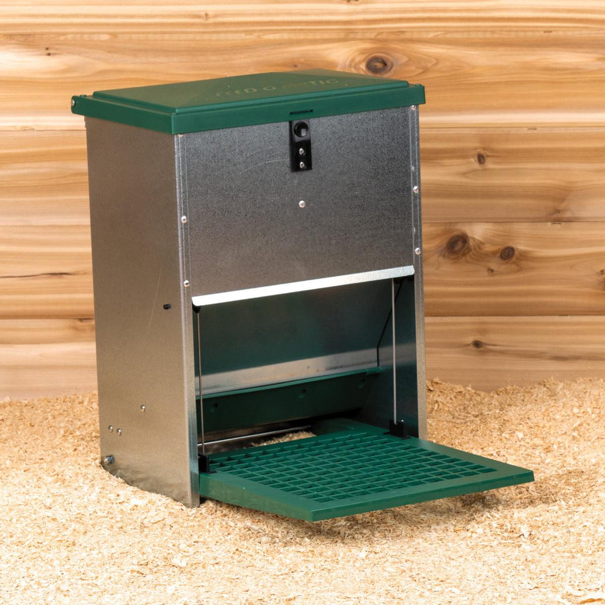 Feedomatic Automatic Treadle Feeder
